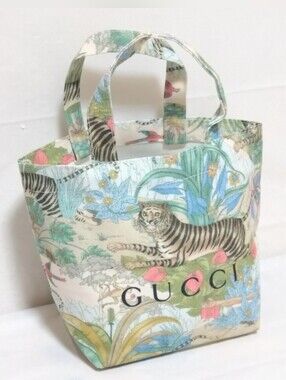 NEW GUCCI Beauty Line 2022 Multicolor Tiger Print Tote Bag!